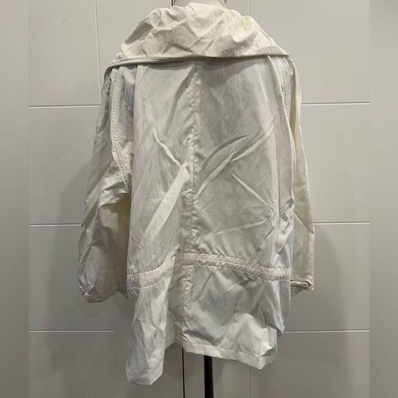 Chico's White Trench Coat with Collared Neckline and Relaxed Fit XL - Picture 4 of 5